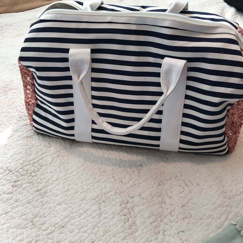Never used Chi tote bag